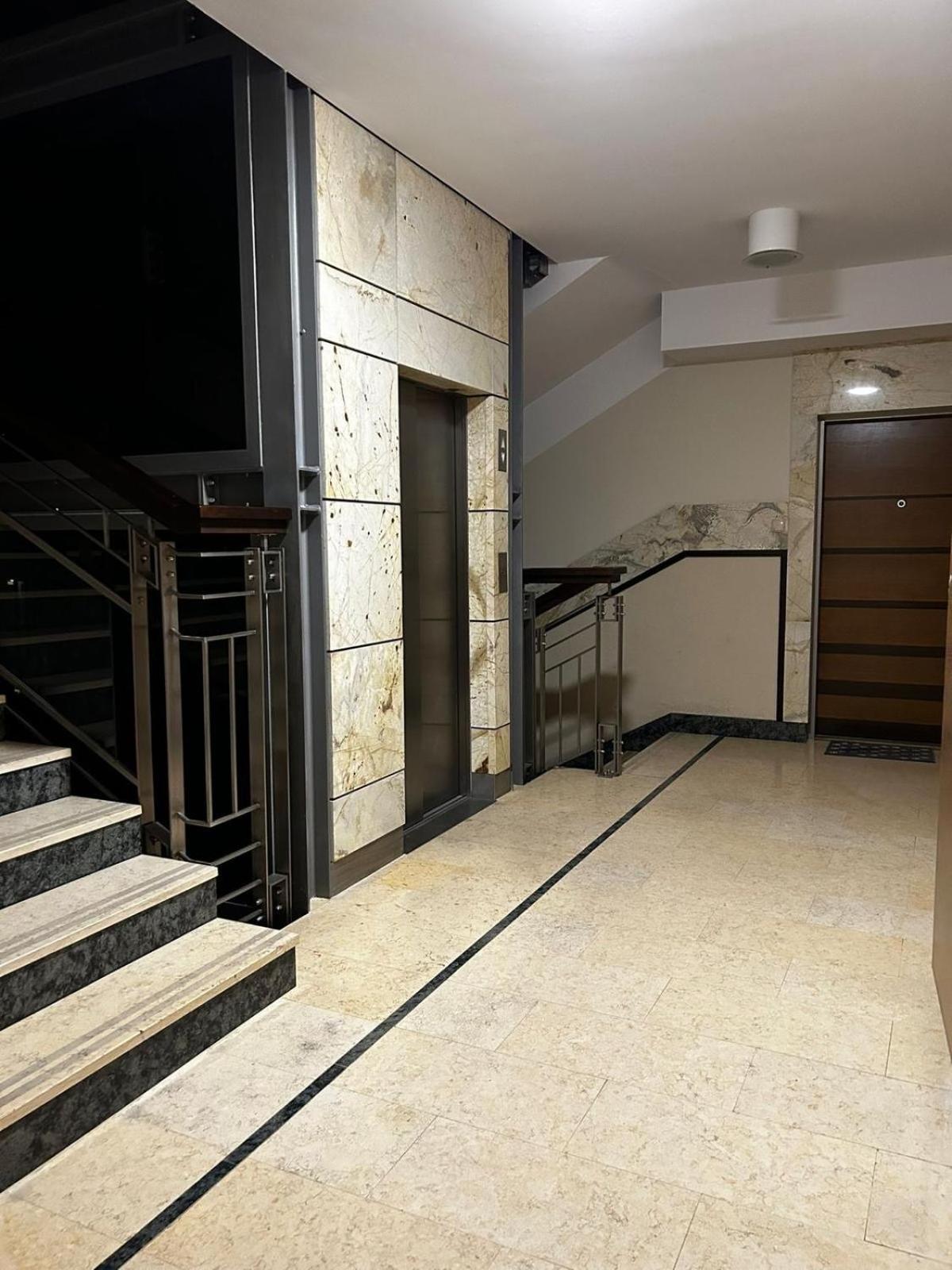 Uroczy W Miasteczku Wilanow Apartament *